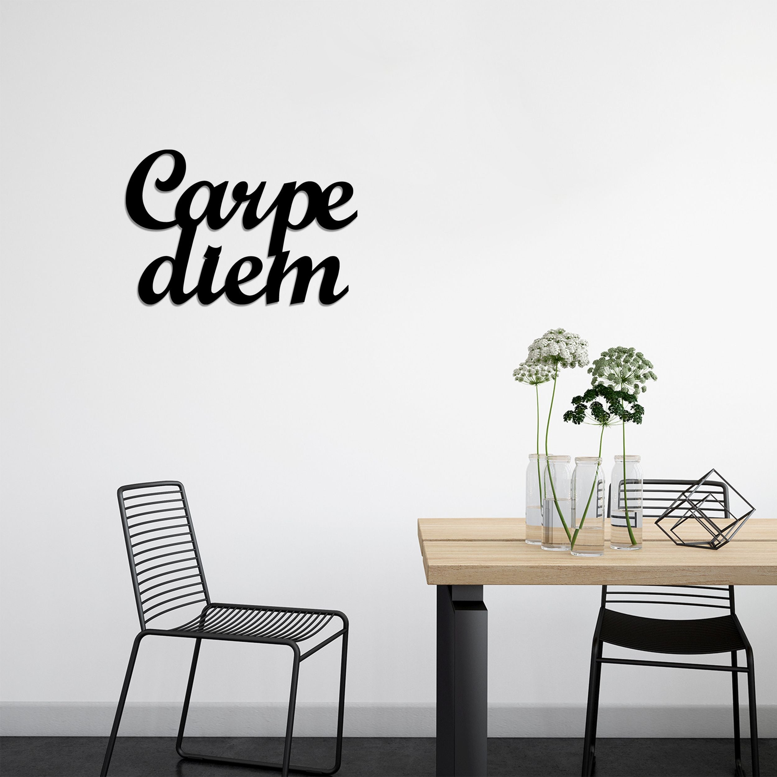 Dekoracja ścienna Carpe Diem metalowa czarna