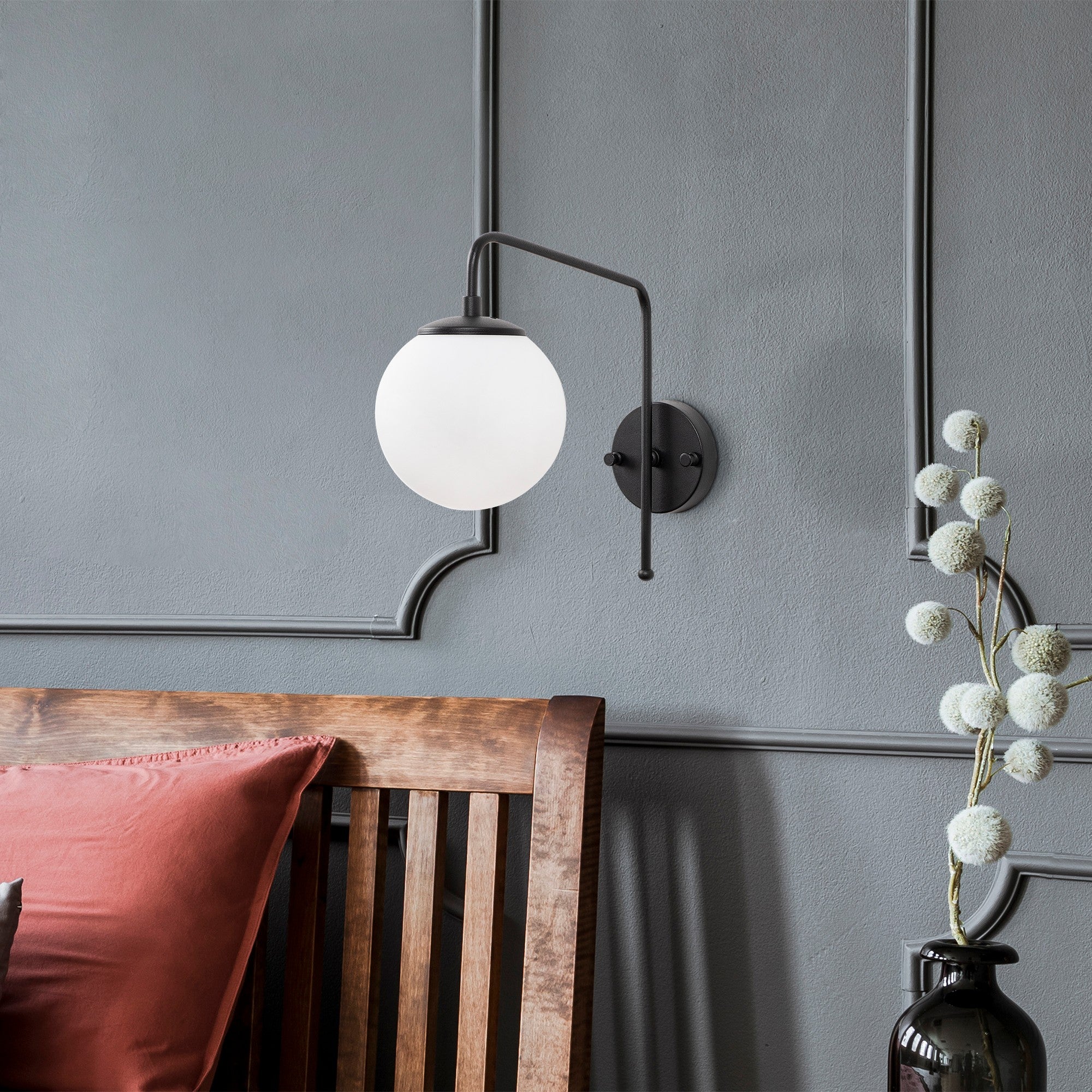 Lampa ścienna Inessites 32 cm czarna/ mleczny klosz