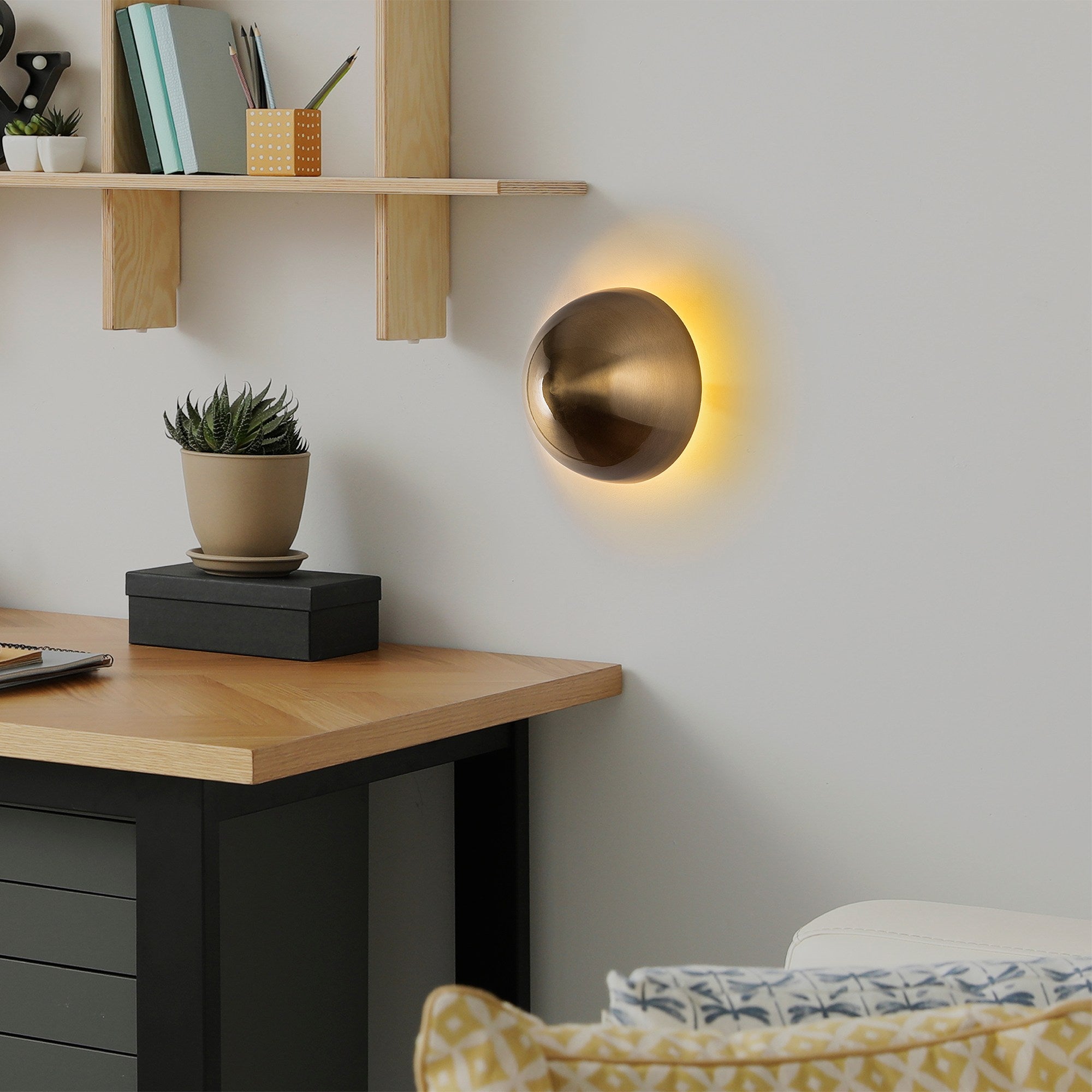 Lampa ścienna Emears średnica 20 cm złota