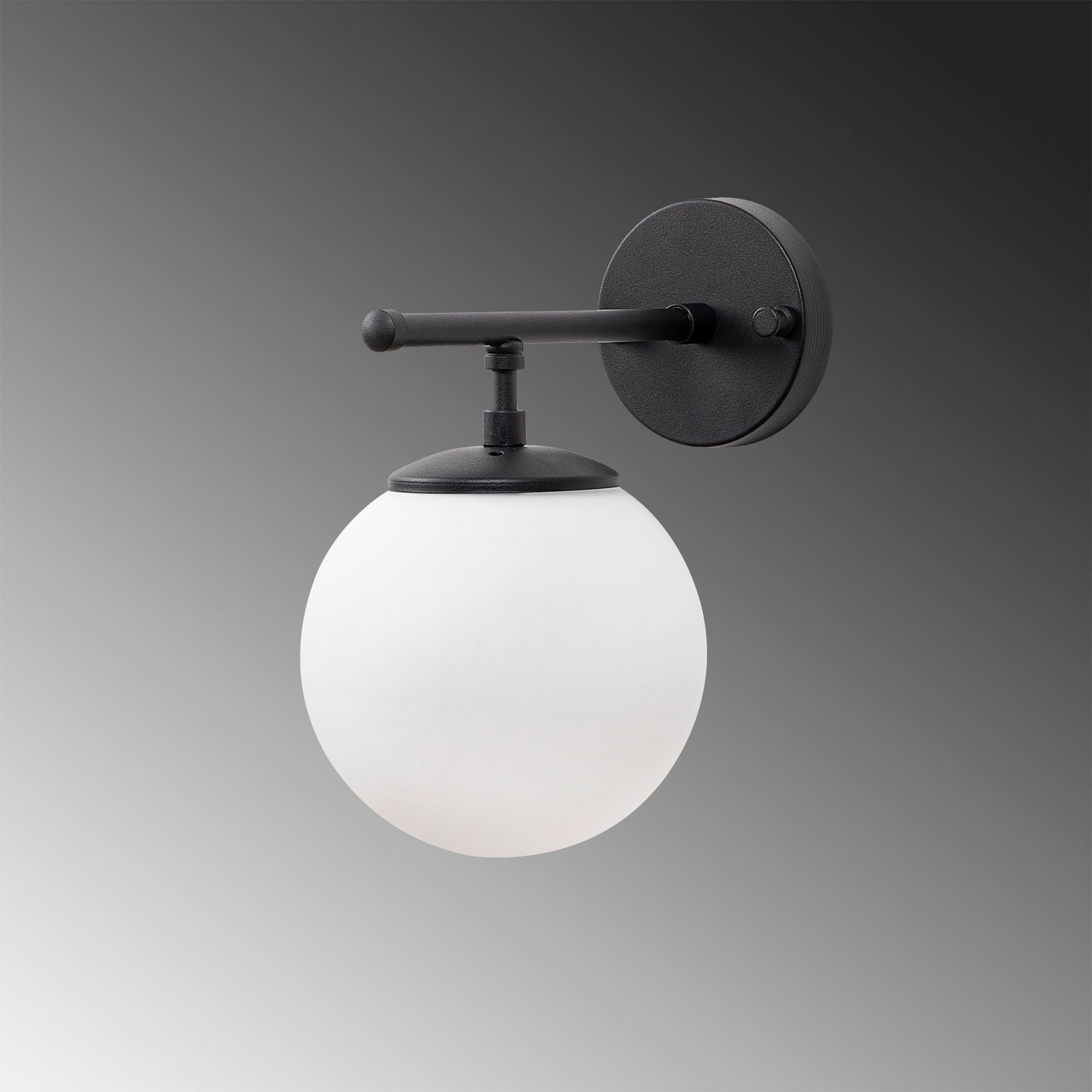 Lampa ścienna Blunces czarna/ mleczny klosz