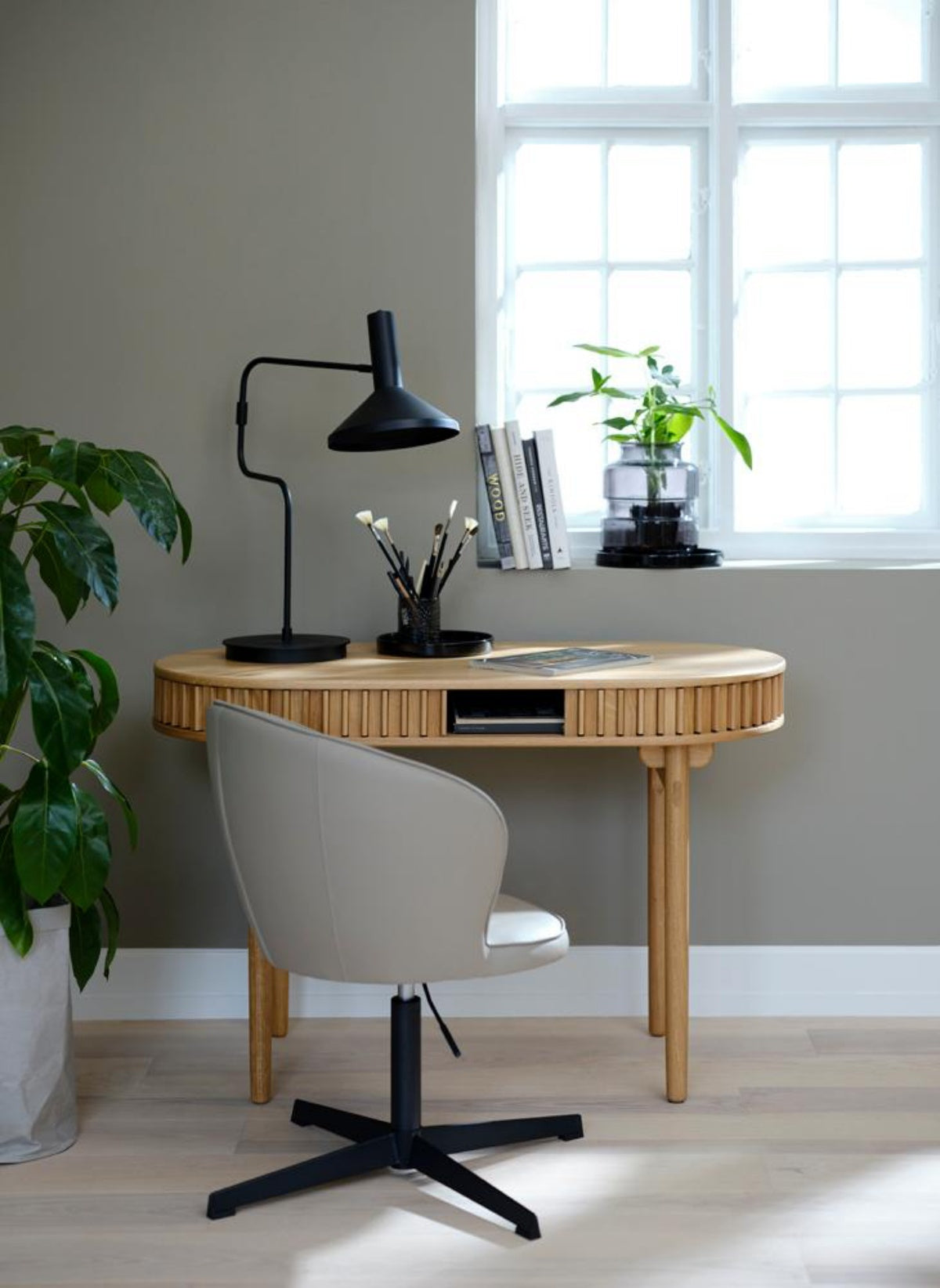 Biurko Yoffers 120x60 cm lamele dąb naturalny