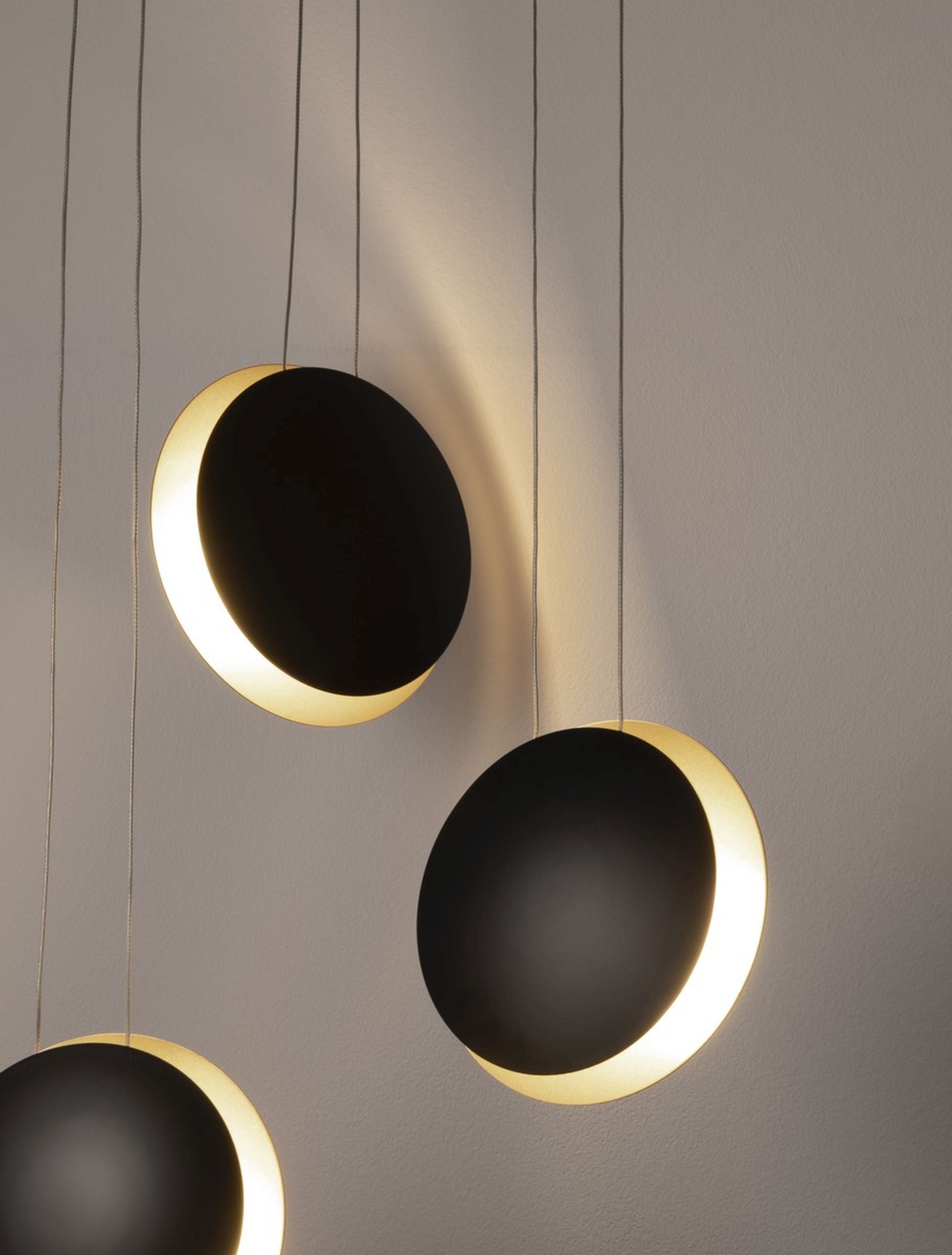 Lampa wisząca Rabbels LED złoto-czarna