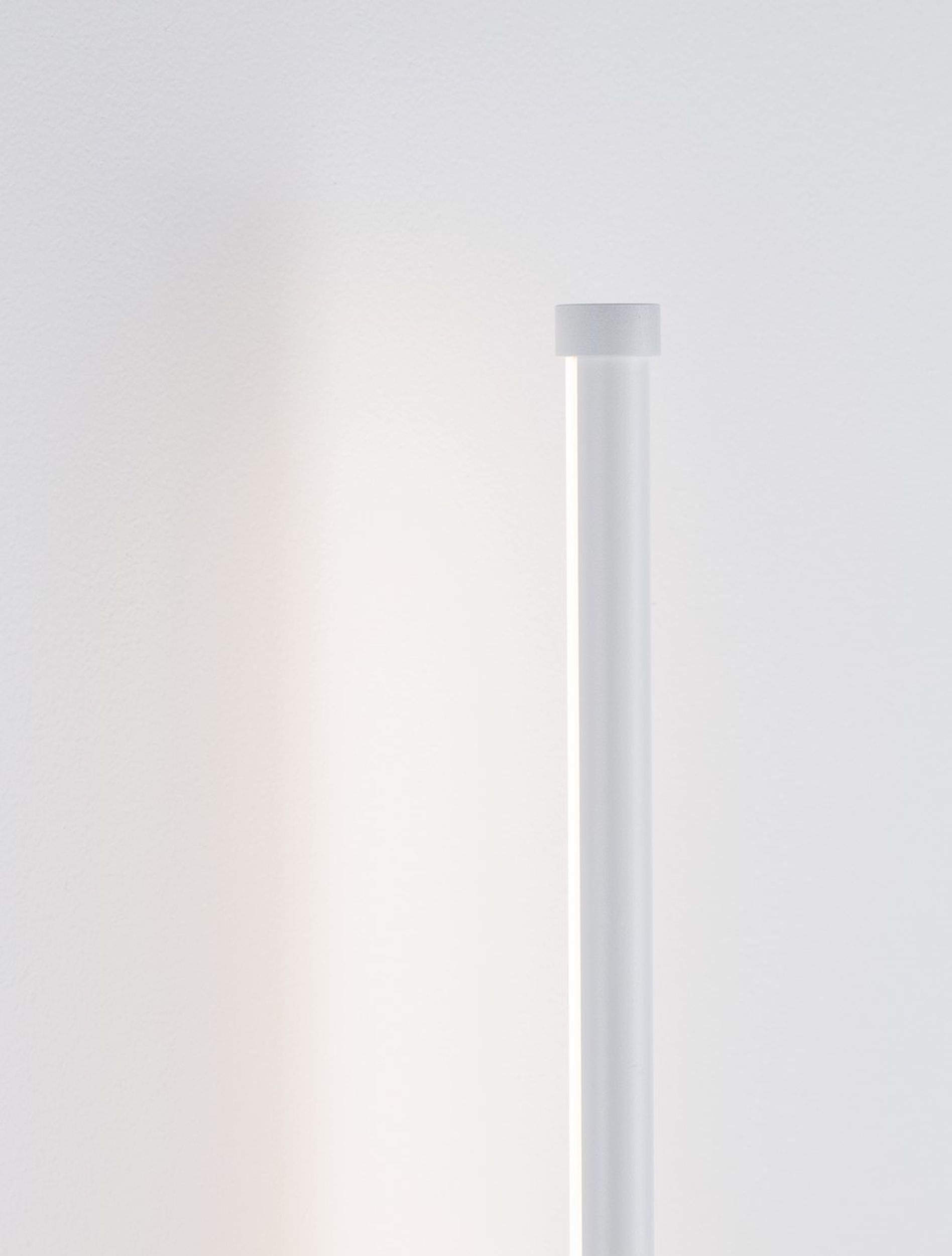 Kinkiet zewnętrzny Ovejs LED 65 cm biały