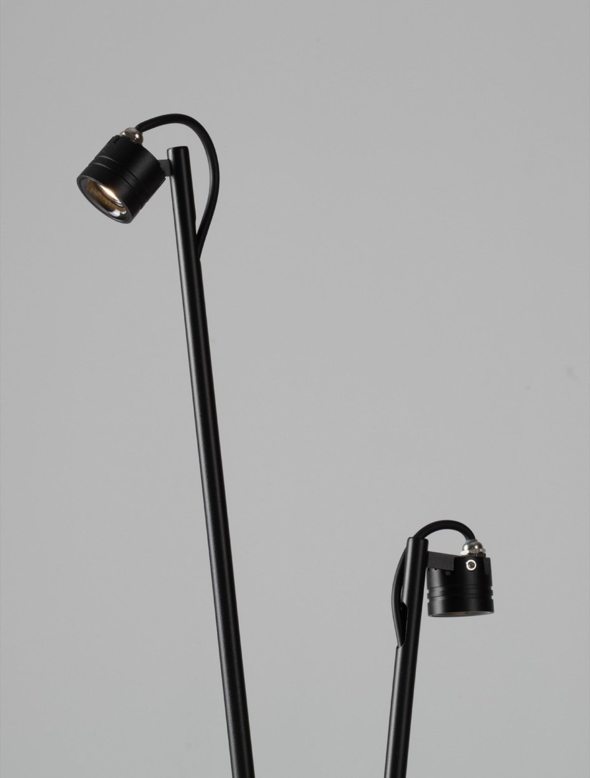 Lampa ogrodowa Ovgar LED x2 antracytowa