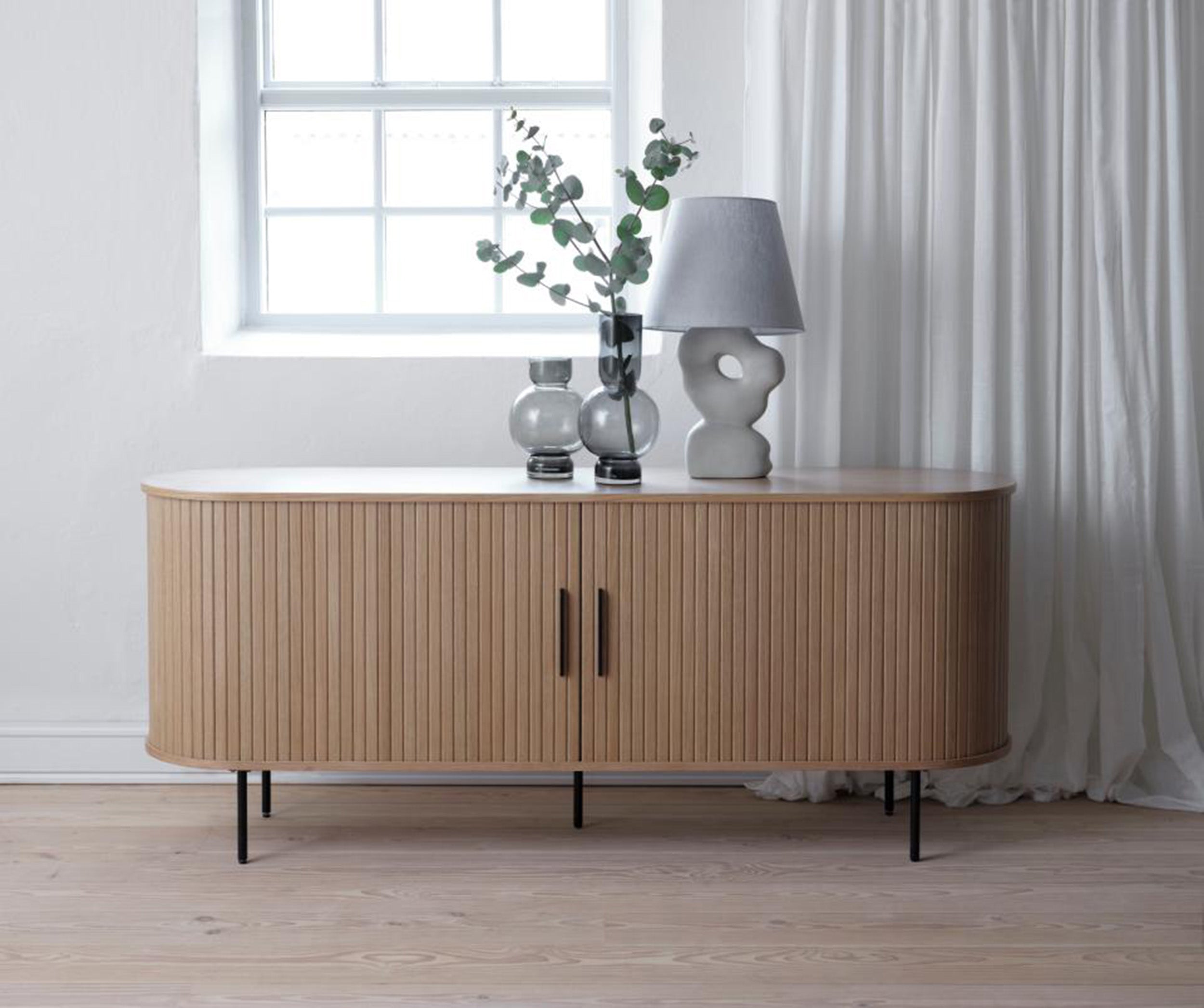 Komoda Gativel lamele 180 cm dąb naturalny