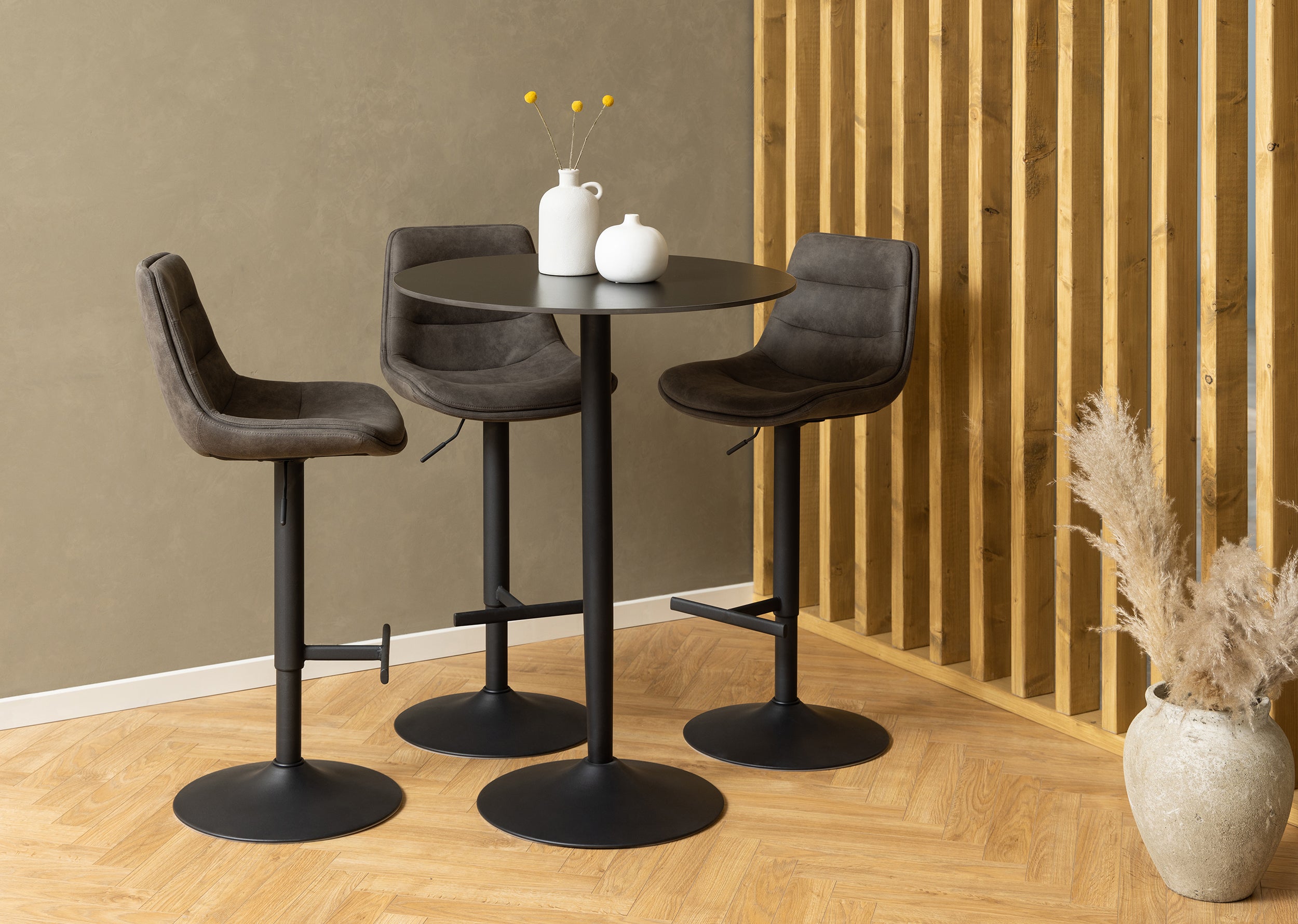 Stolik barowy Roshly średnica 80 cm czarny ceramiczny blat z metalową podstawą