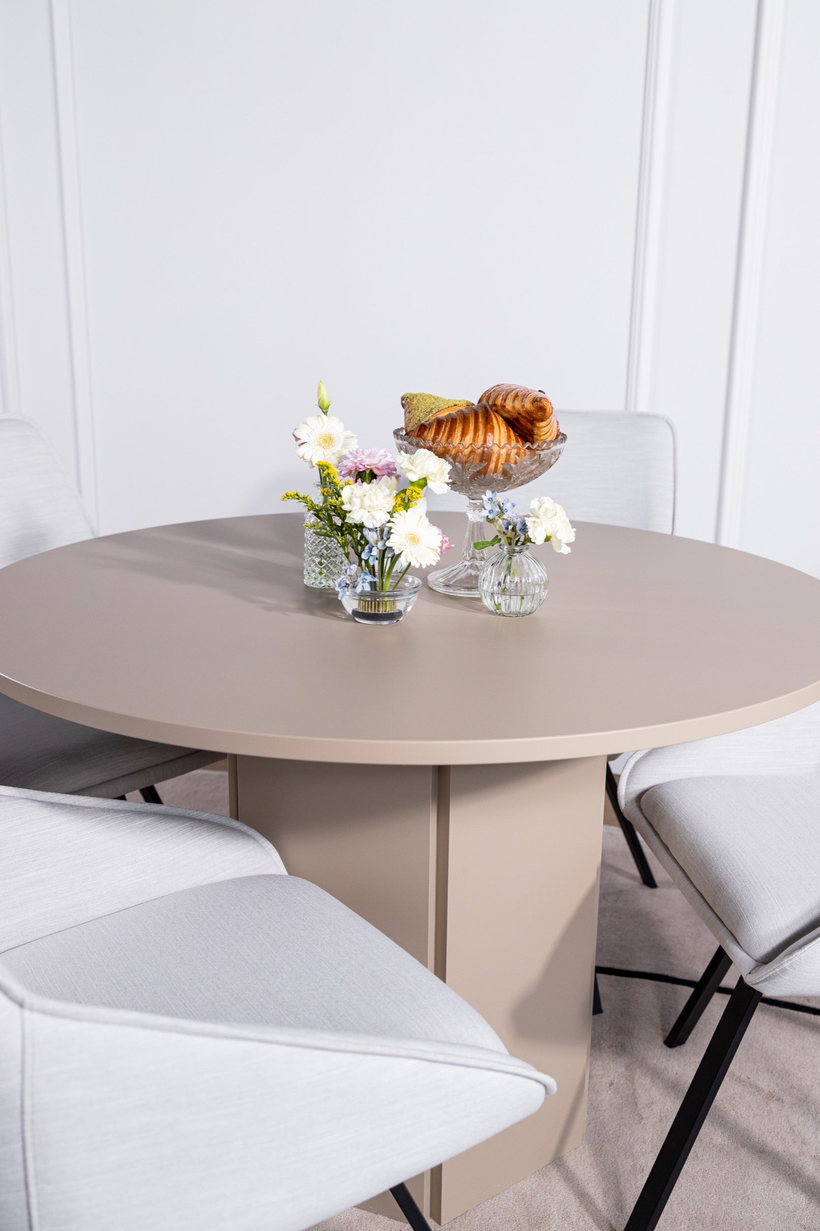 Stół do jadalni Hexa okrągły 110 cm Cappuccino