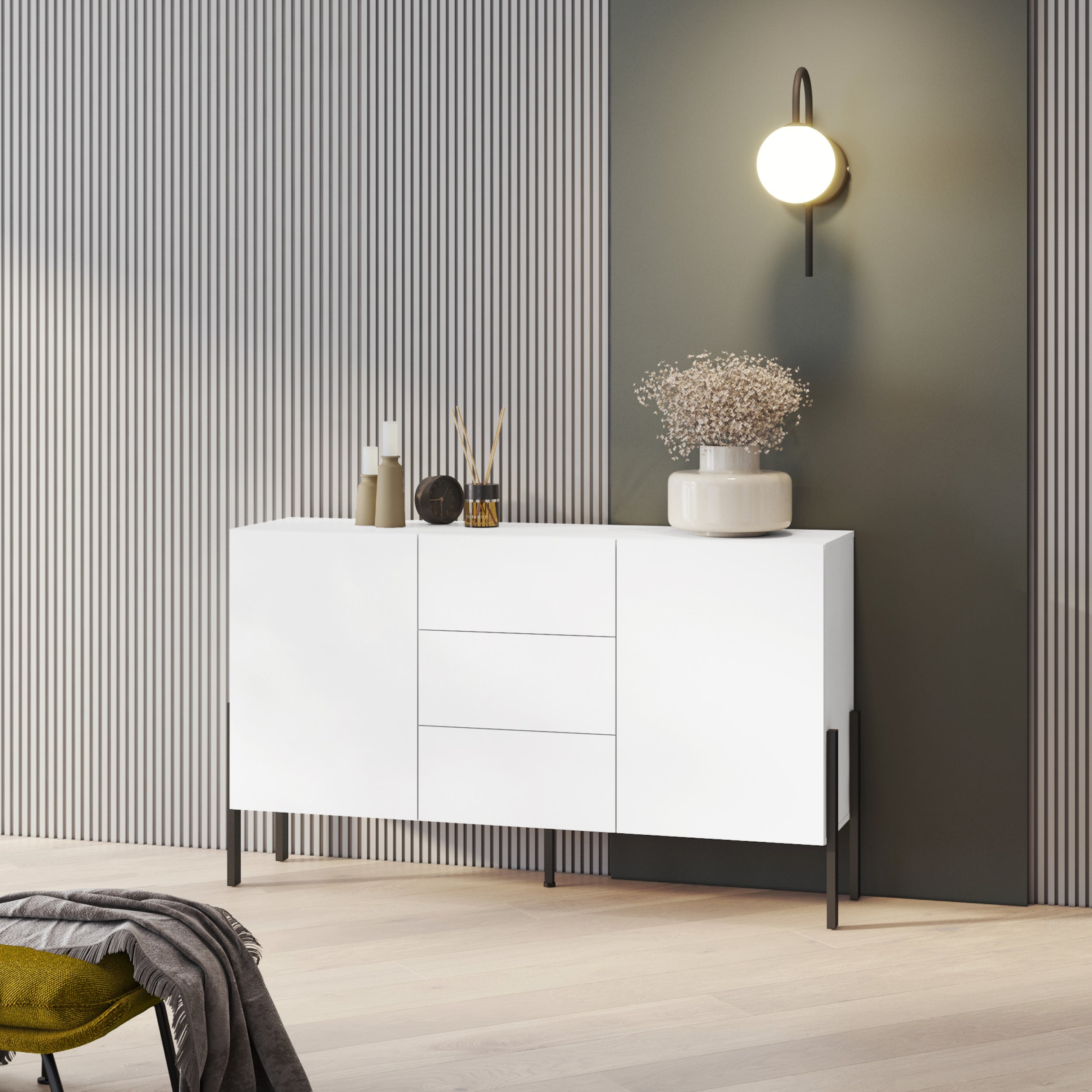 Komoda dwudrzwiowa Jukon z trzema szufladami 154 cm Biały