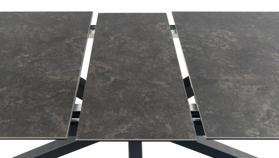Stół do jadalni Kardema ceramiczny czarny blat na metalowej podstawie rozkładany 200-240 cm