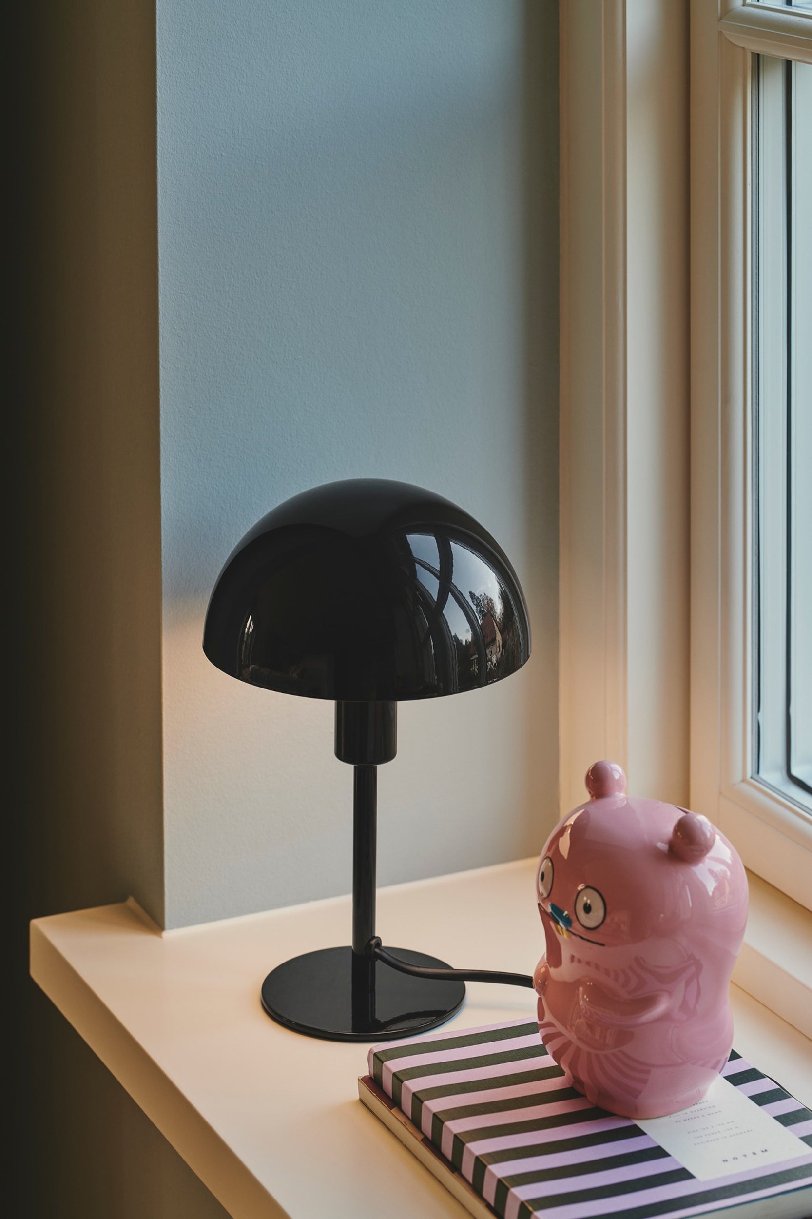 Lampa stołowa Ellen Mini czarna