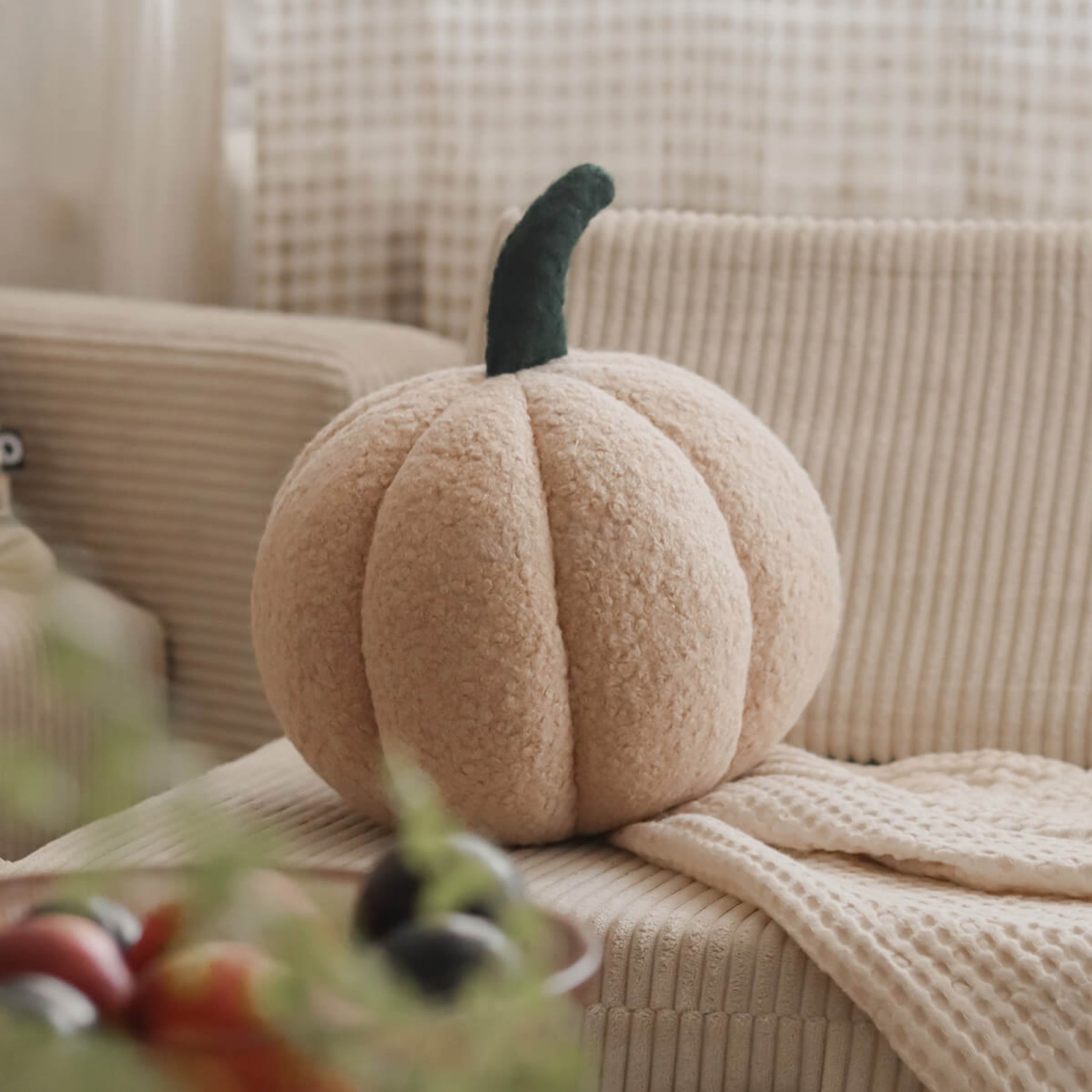 Poduszka dekoracyjna Soft Loop Autumn dynia beżowa