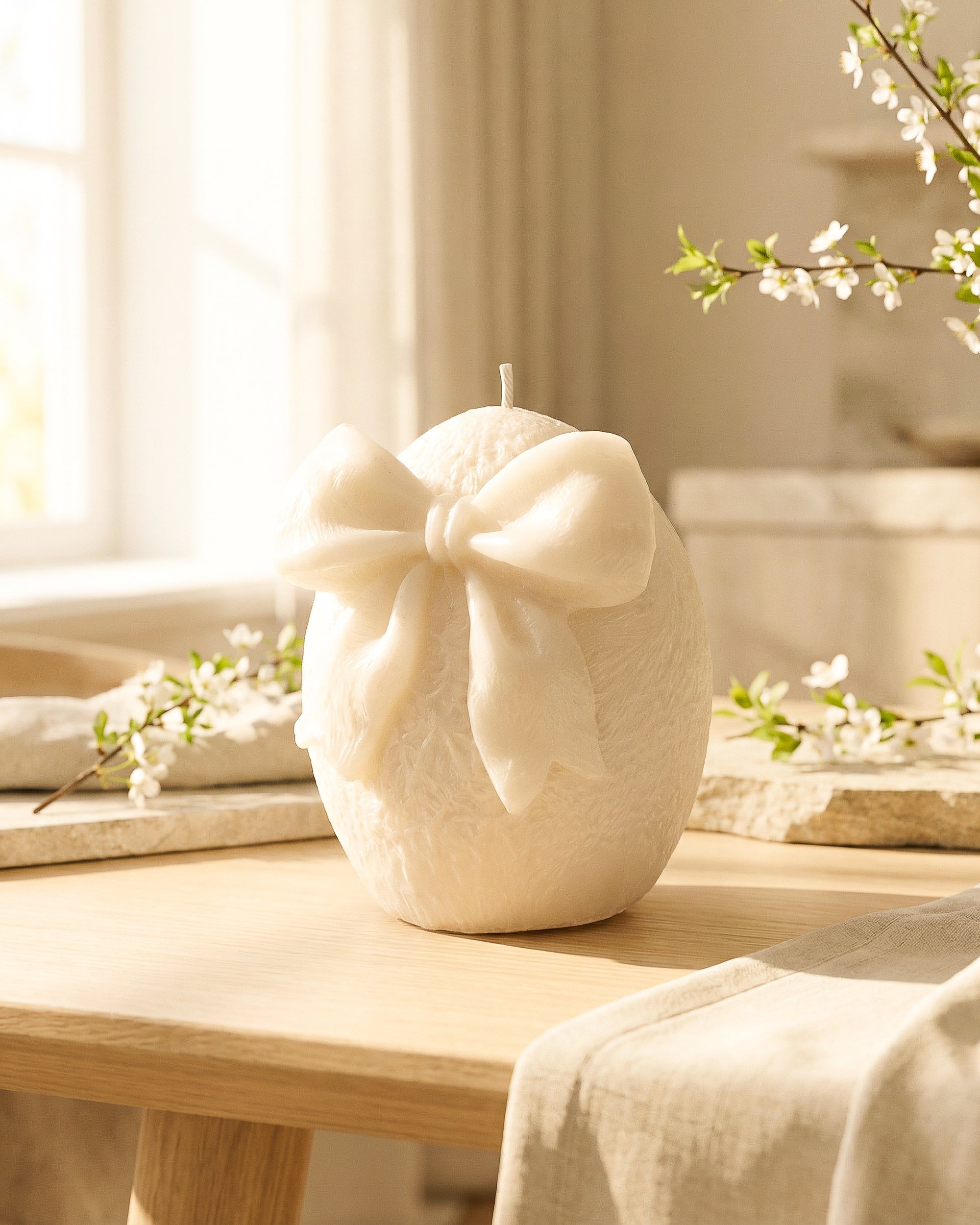 Świeca z wosku palmowego Egg Bow 160 g