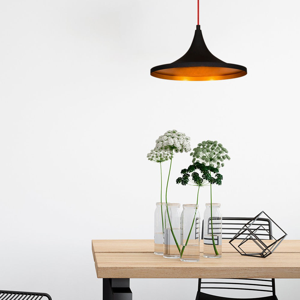 Lampa sufitowa Palmares kapelusz średnica 35 cm z czerwonym kablem