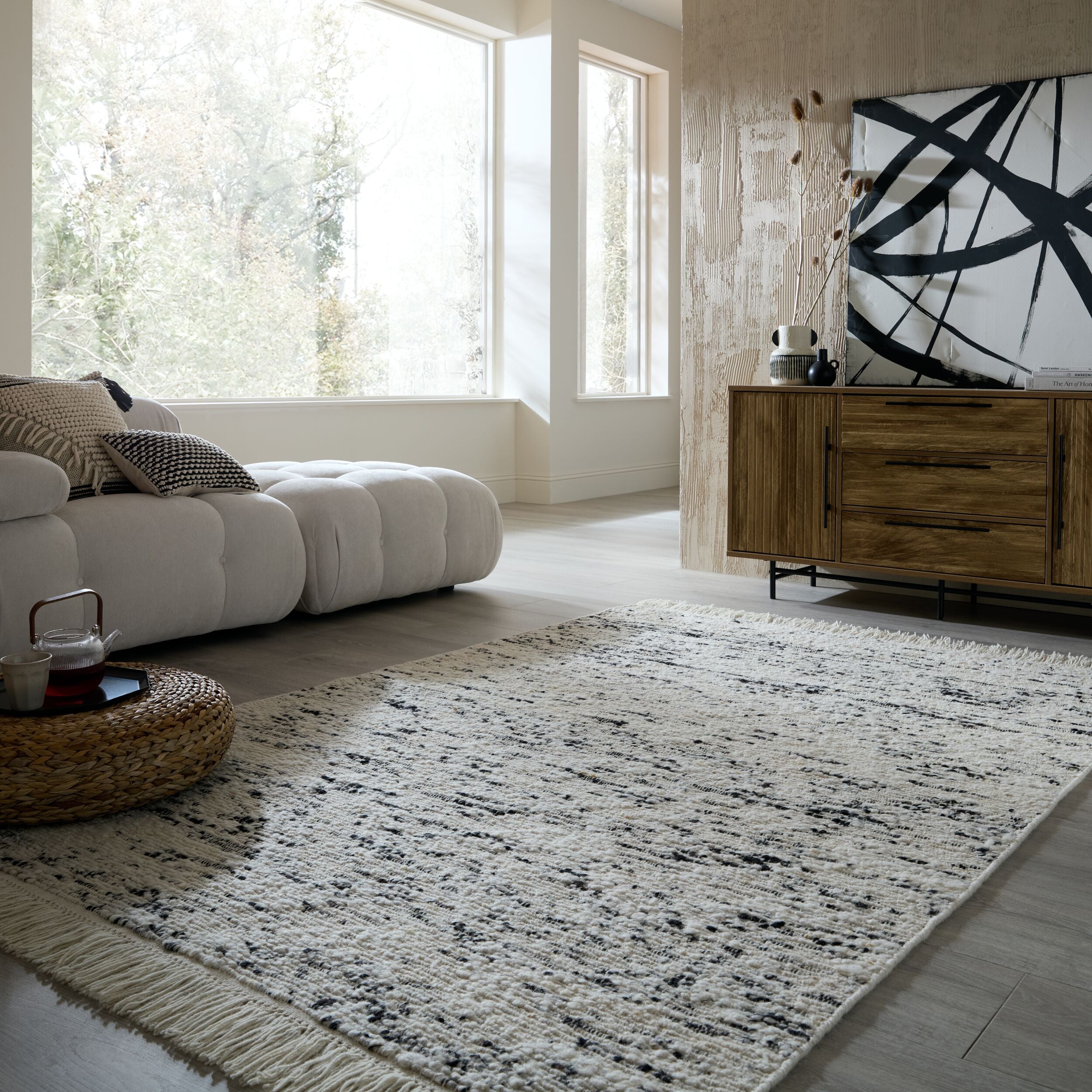 Dywan wełniany ręcznie wykonany Ellsa 140x200 cm biało-czarny