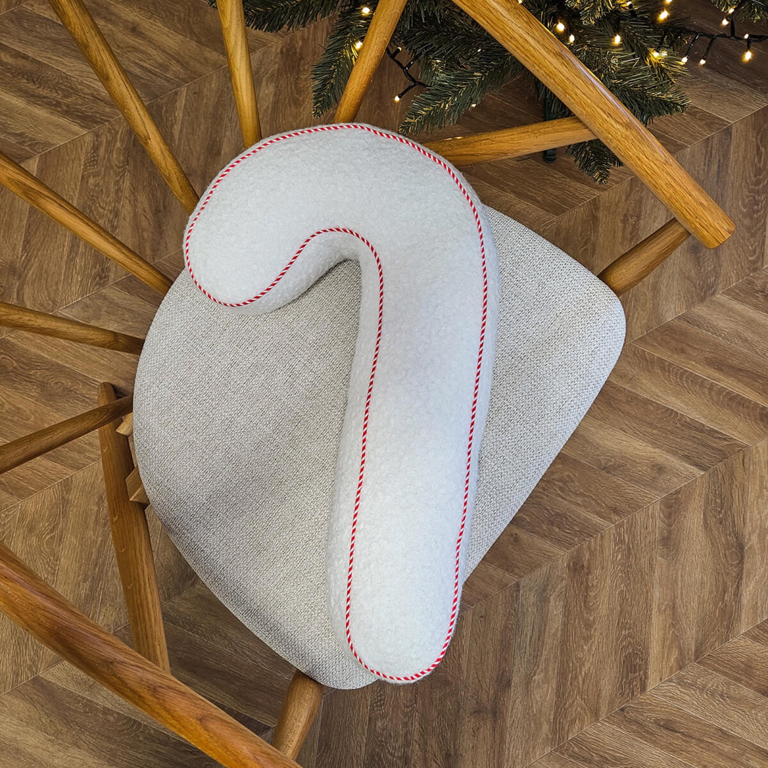 Poduszka Soft Loop 45x20 cm biała laska cukrowa