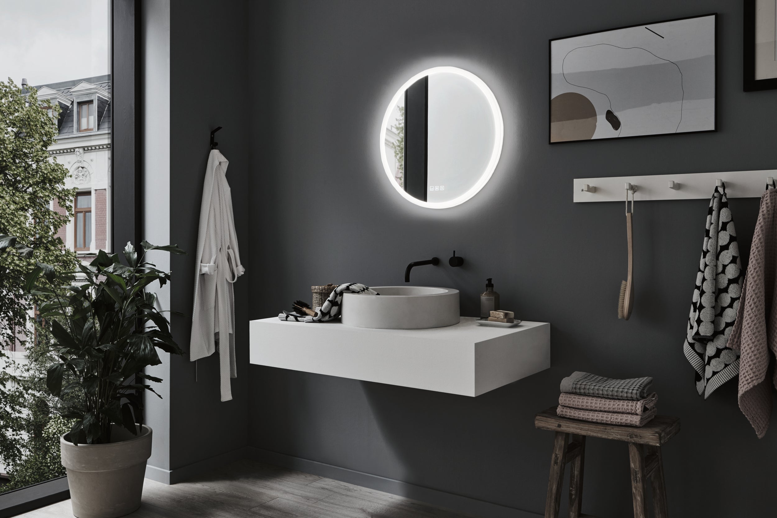 Lustro ścienne Itacaiunas LED średnica 60 cm okrągłe