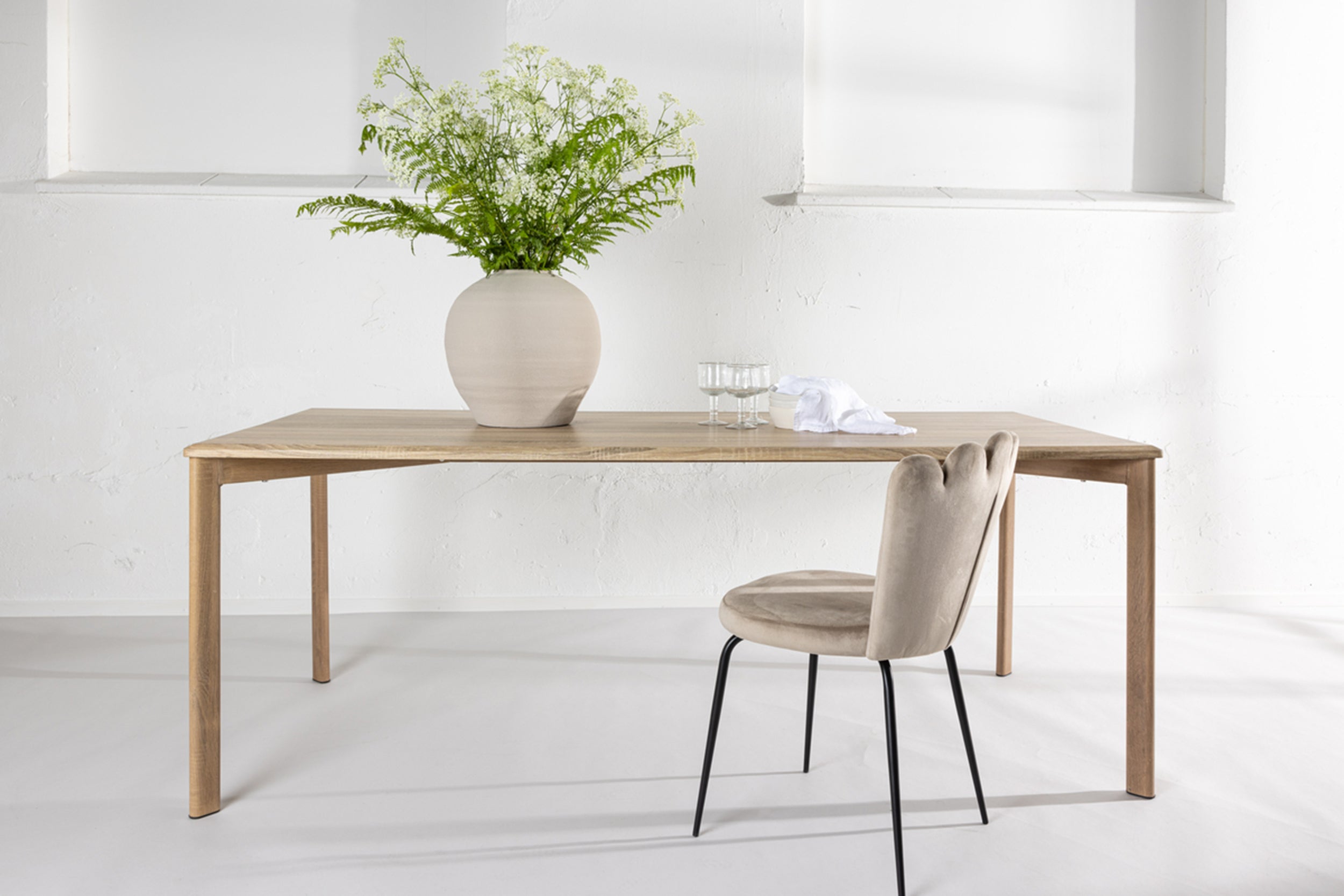 Stół do jadalni Culovers 75x90x200cm naturalny dąb
