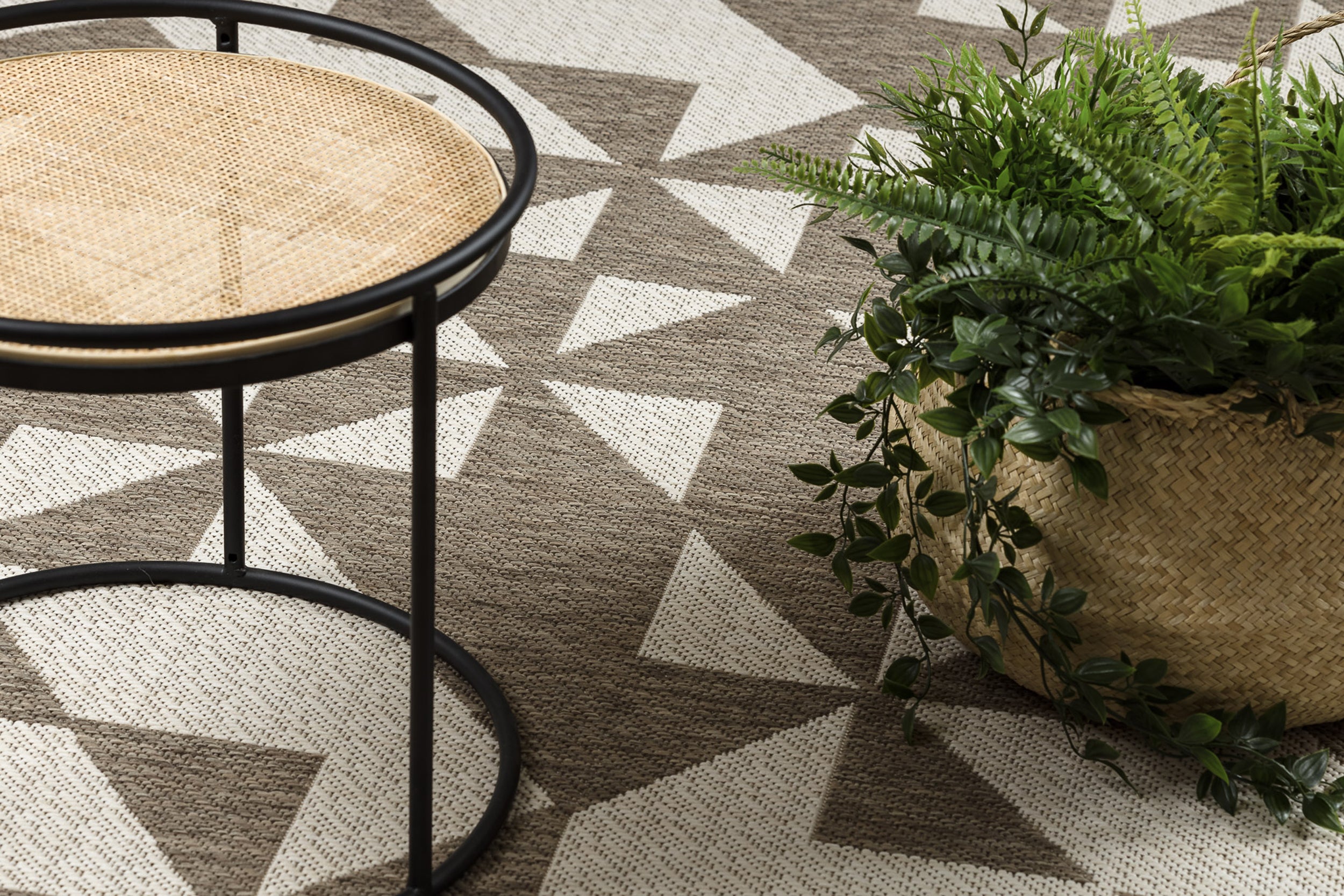 Dywan zewnętrzny Floorlux 120x170 cm taupe