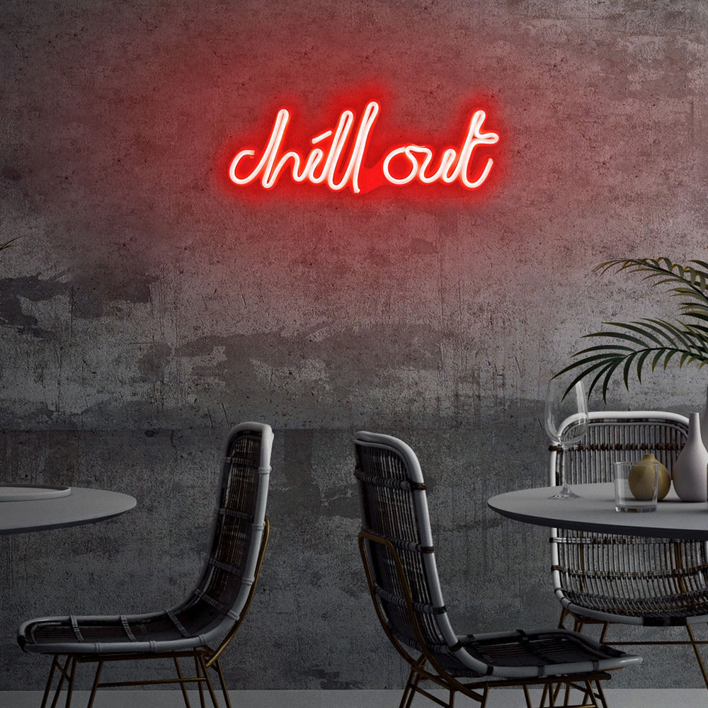 Neon na ścianę Letely z napisem Chill Out czerwony