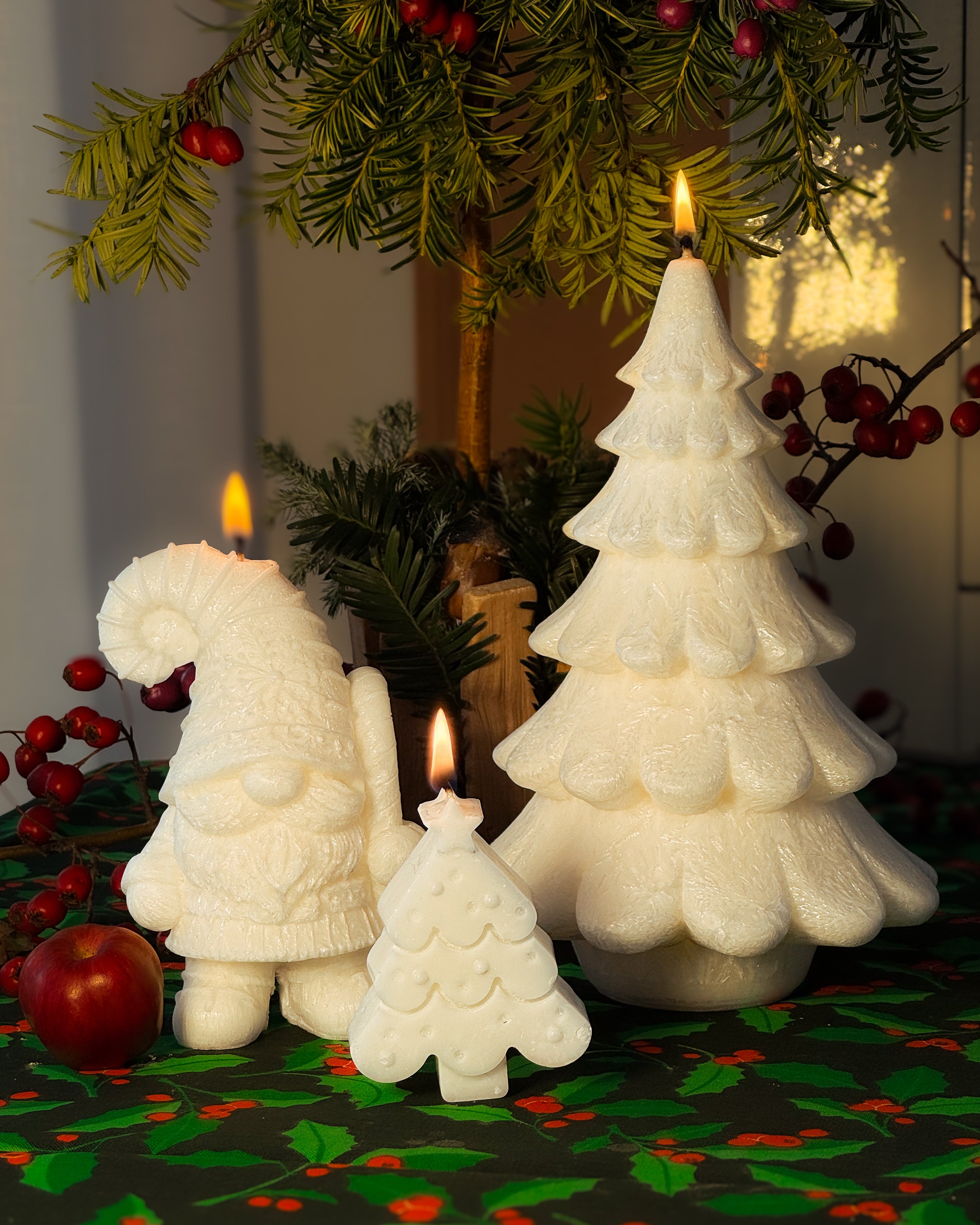 Świeca z wosku palmowego Christmas Elf 280 g