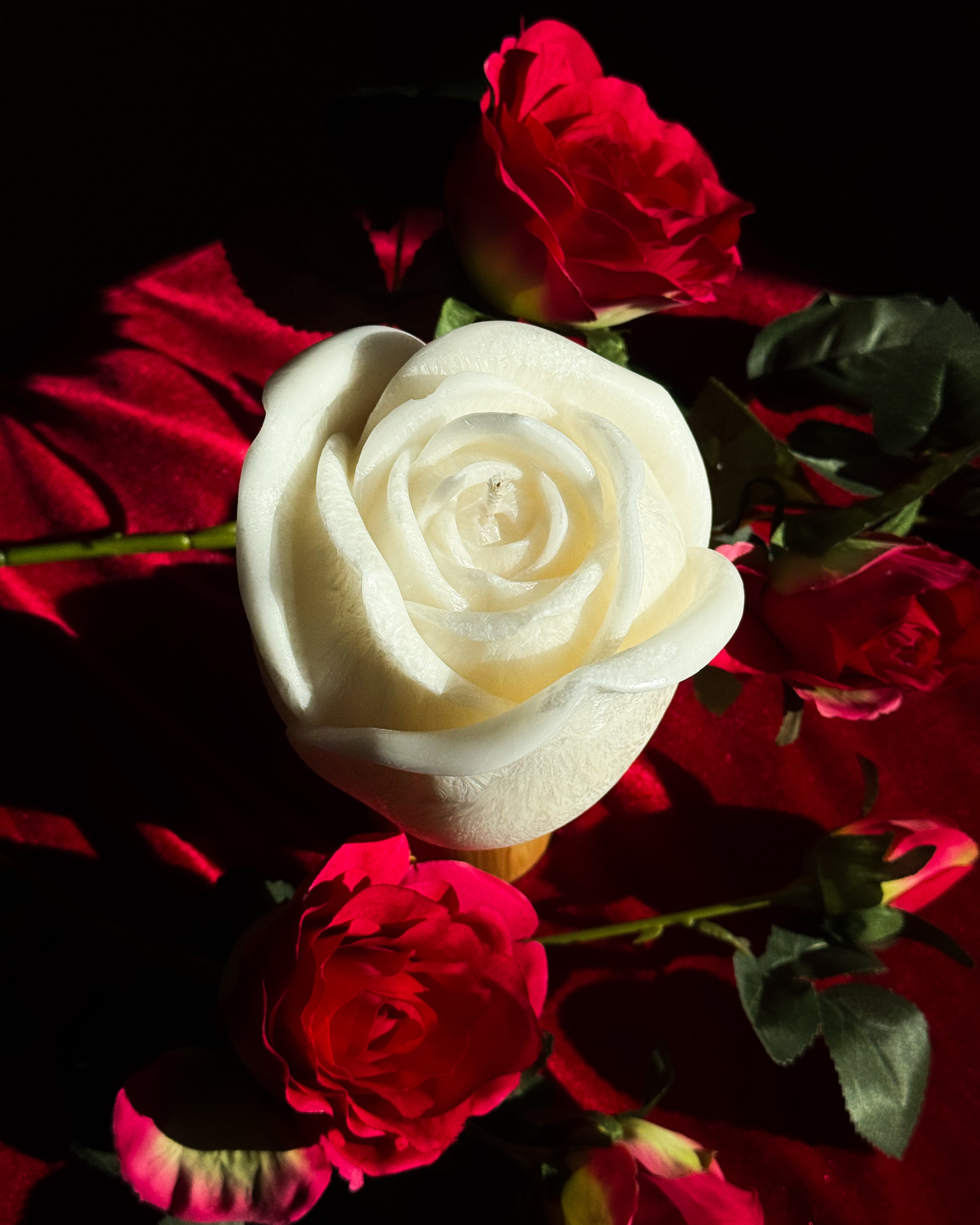Świeca z wosku palmowego Rose 640 g