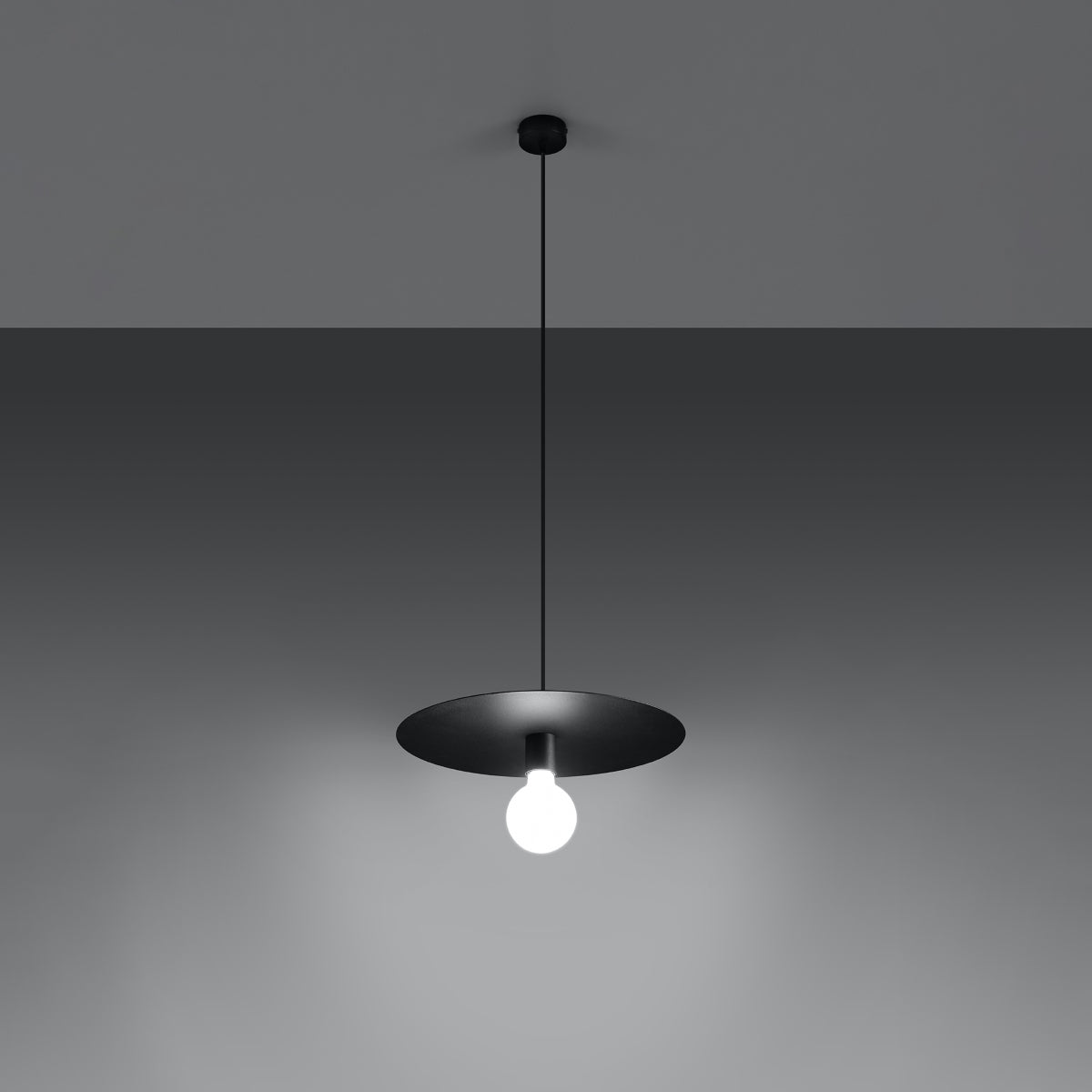 Lampa wisząca Saturit czarna