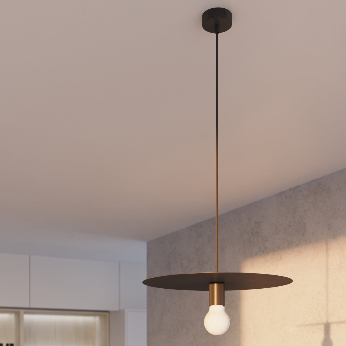 Lampa wisząca Saturit czarna