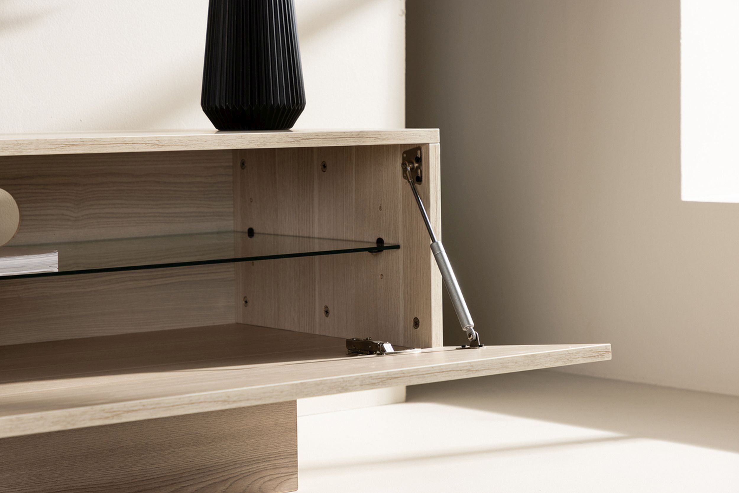 Szafka RTV Siveran 160x45 cm w kolorze naturalnym
