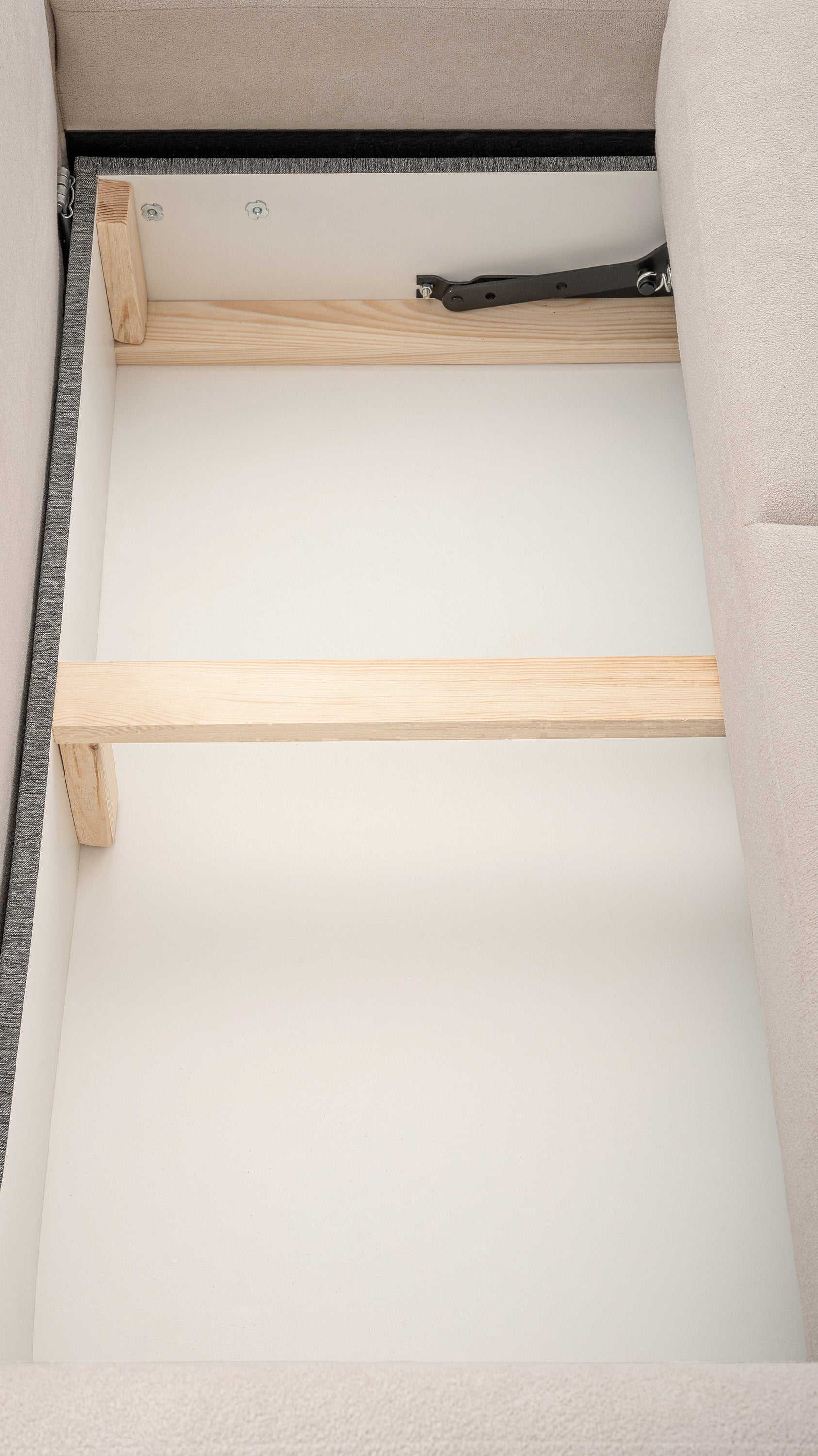 tinni8010