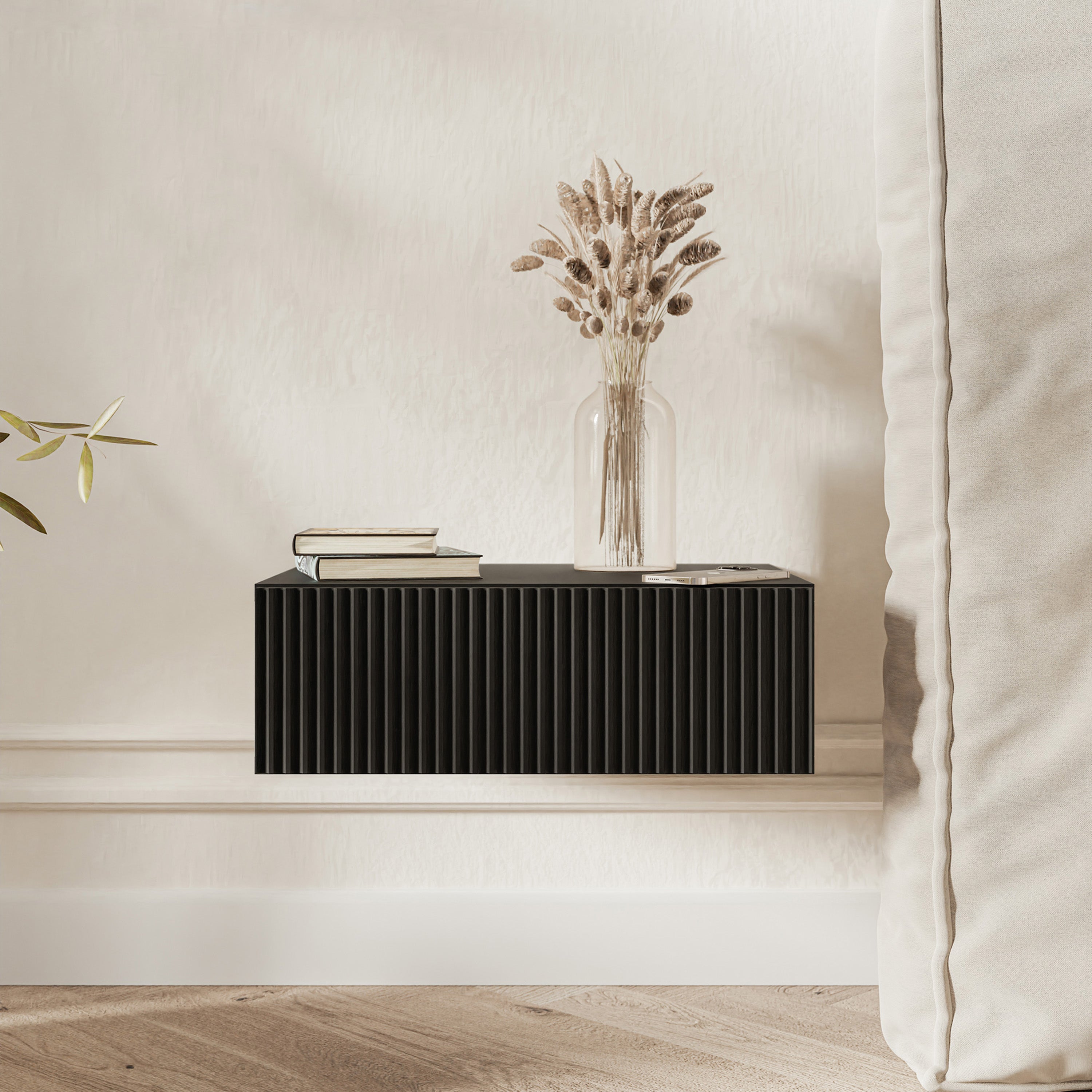 Szafka nocna Veldio z frezowanym frontem i szufladą 50 cm Czarna wisząca