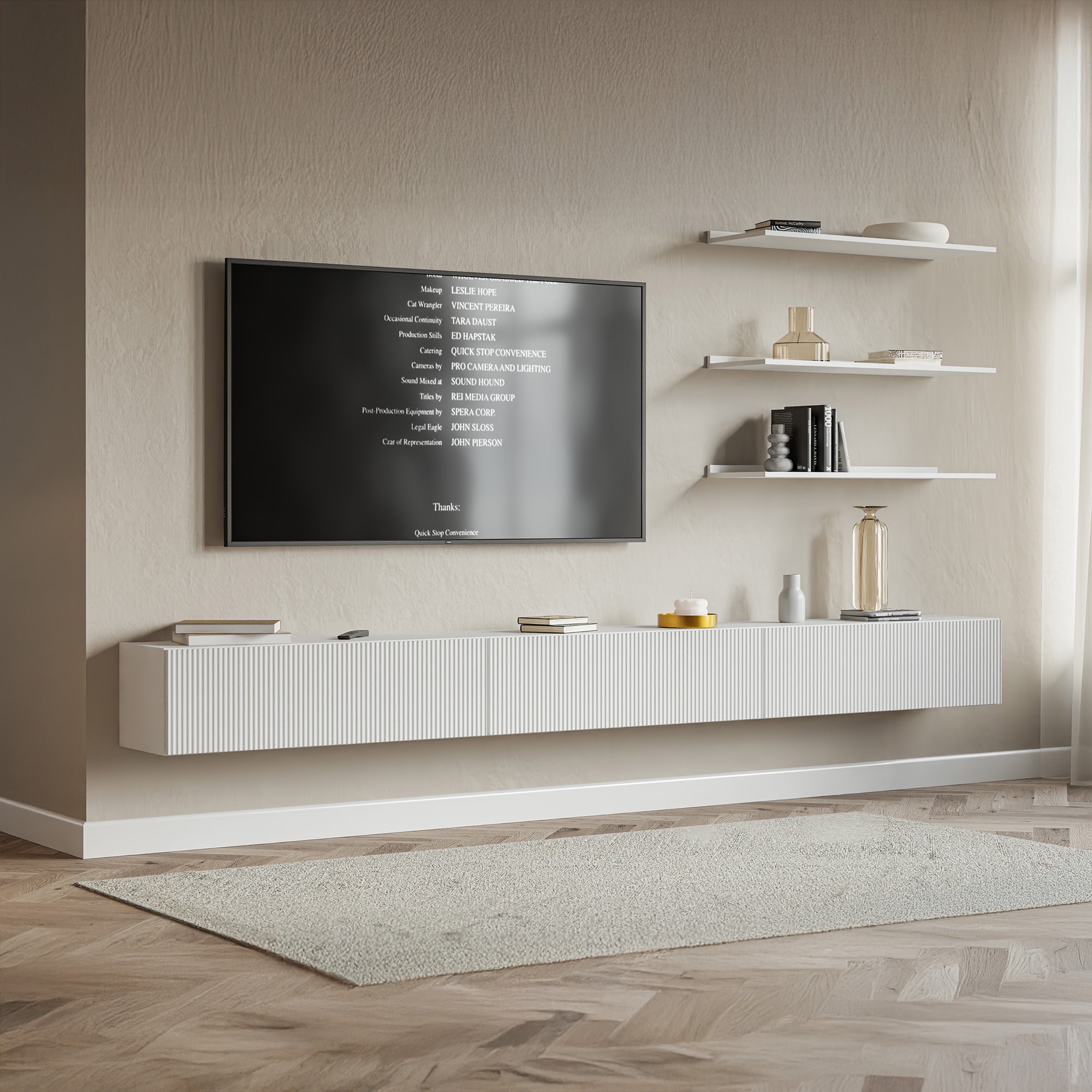 Szafka RTV trzydrzwiowa Veldio wisząca z ryflowanym frontem 300 cm biała