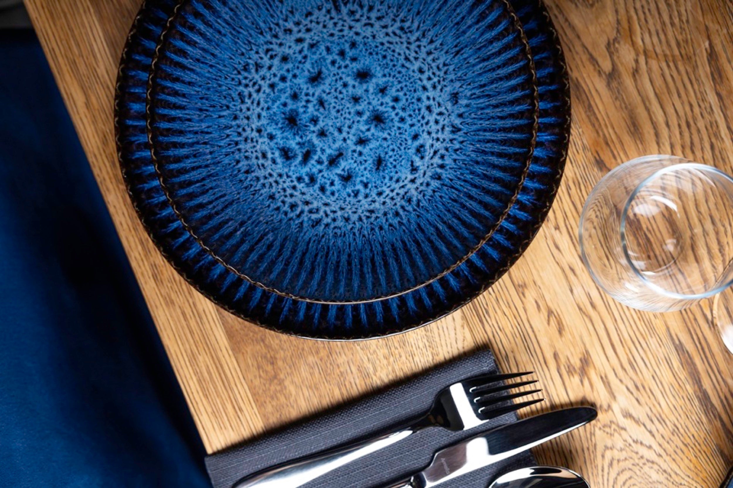 Talerz płytki Cosmos 27,5 cm ceramiczny niebieski