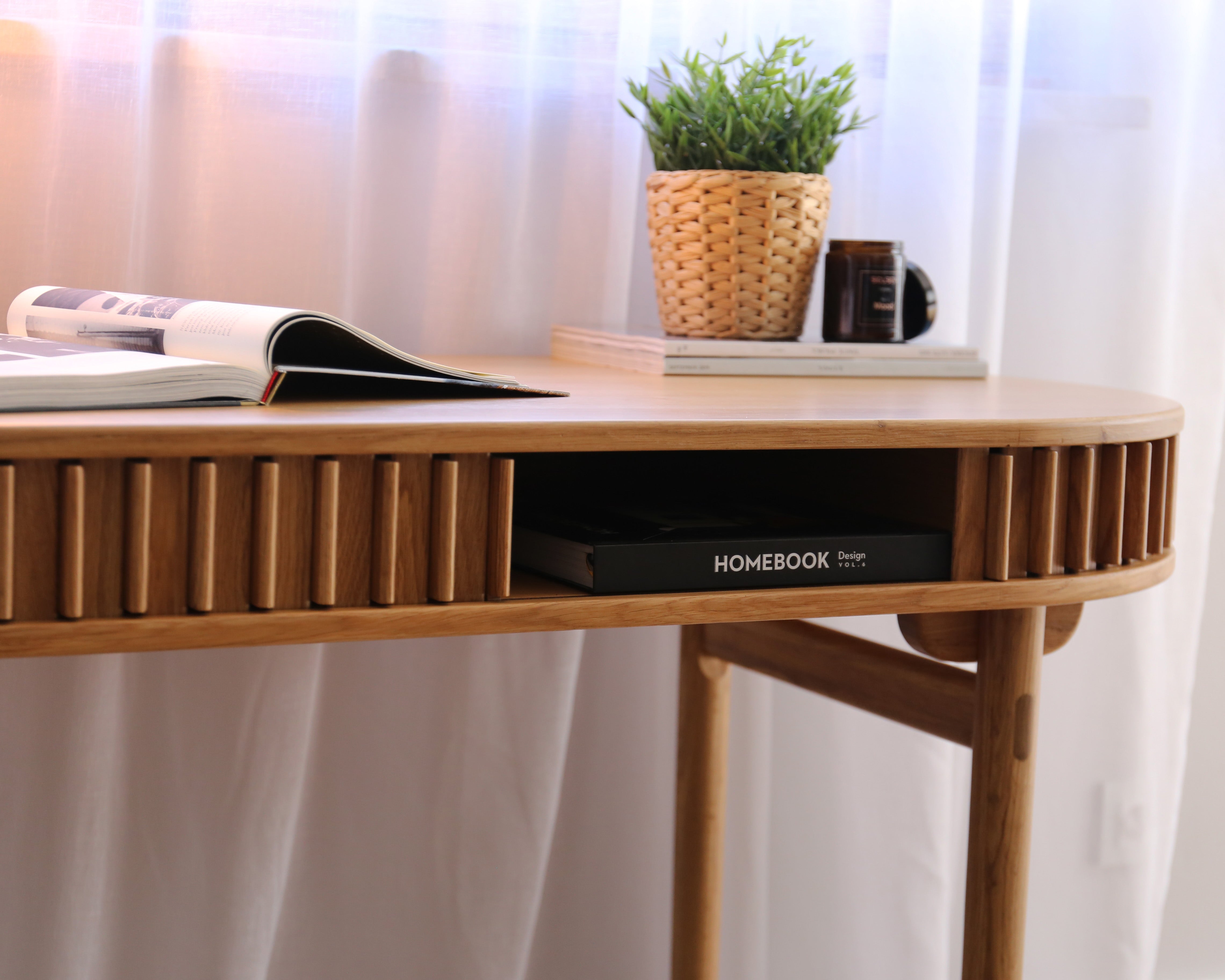 Biurko Yoffers 120x60 cm lamele dąb naturalny