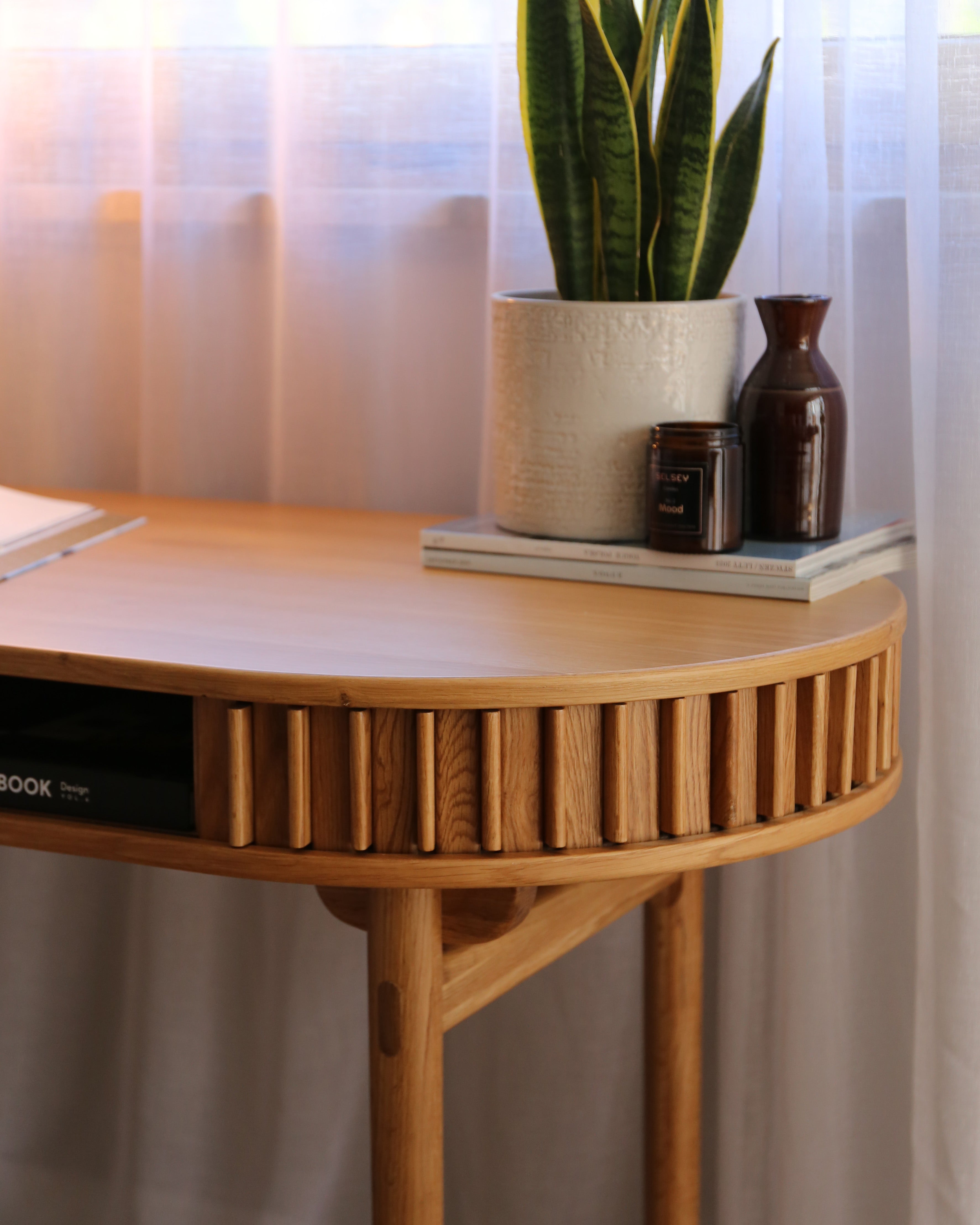 Biurko Yoffers 120x60 cm lamele dąb naturalny