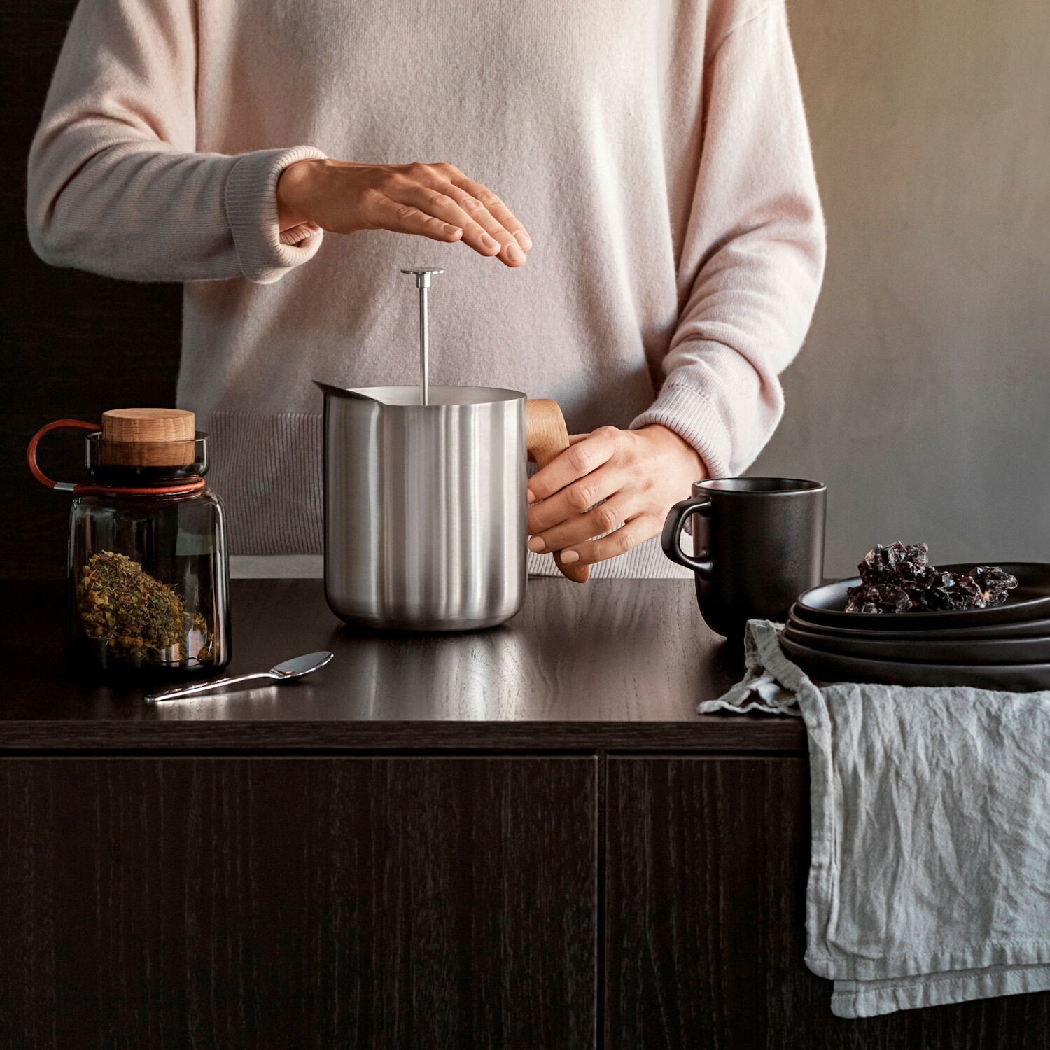 Zaparzacz do herbaty Nordic Kitchen ze stali i dębu
