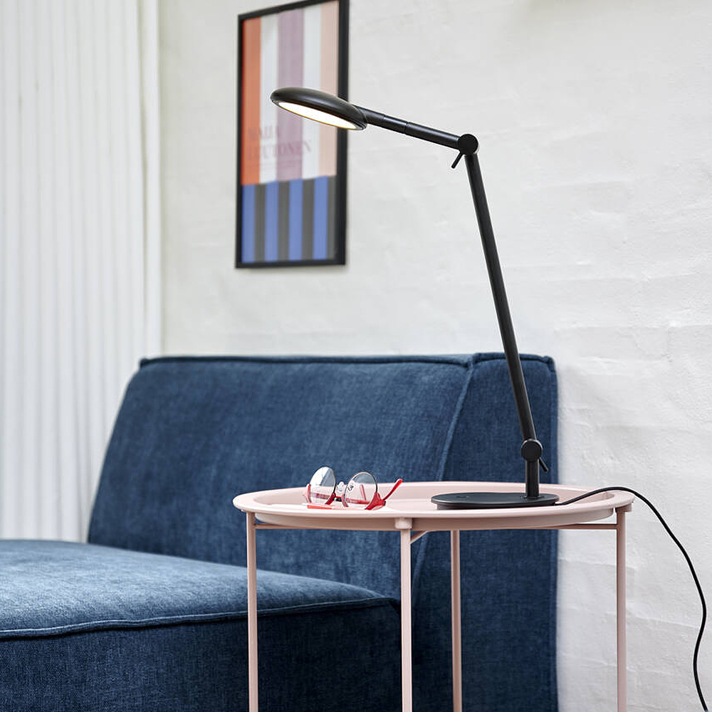 Lampka na biurko Bend z portem USB czarna