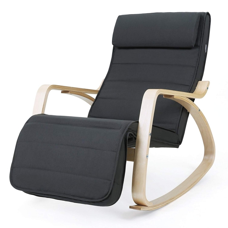 Fotel bujany Lapilli z minimalistycznymi podłokietnikami