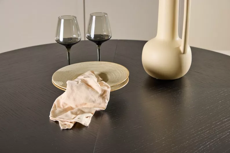 Stół rozkładany Strada 120-170x120 dąb czarny fornir