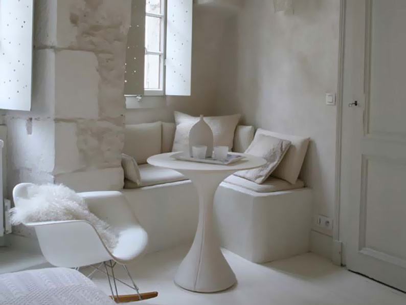 Fotel bujany MPA ROC biały designerski bujak z podłokietnikami