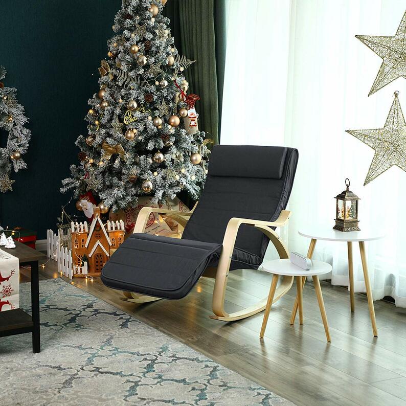 Fotel bujany Lapilli z minimalistycznymi podłokietnikami